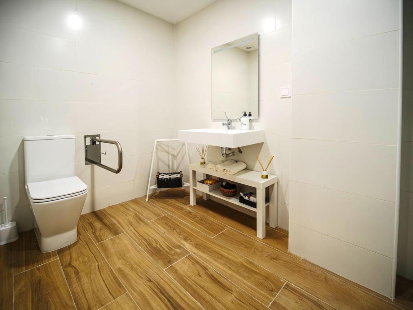 Apartamento Disfrutones บาเลนเซีย ภายนอก รูปภาพ