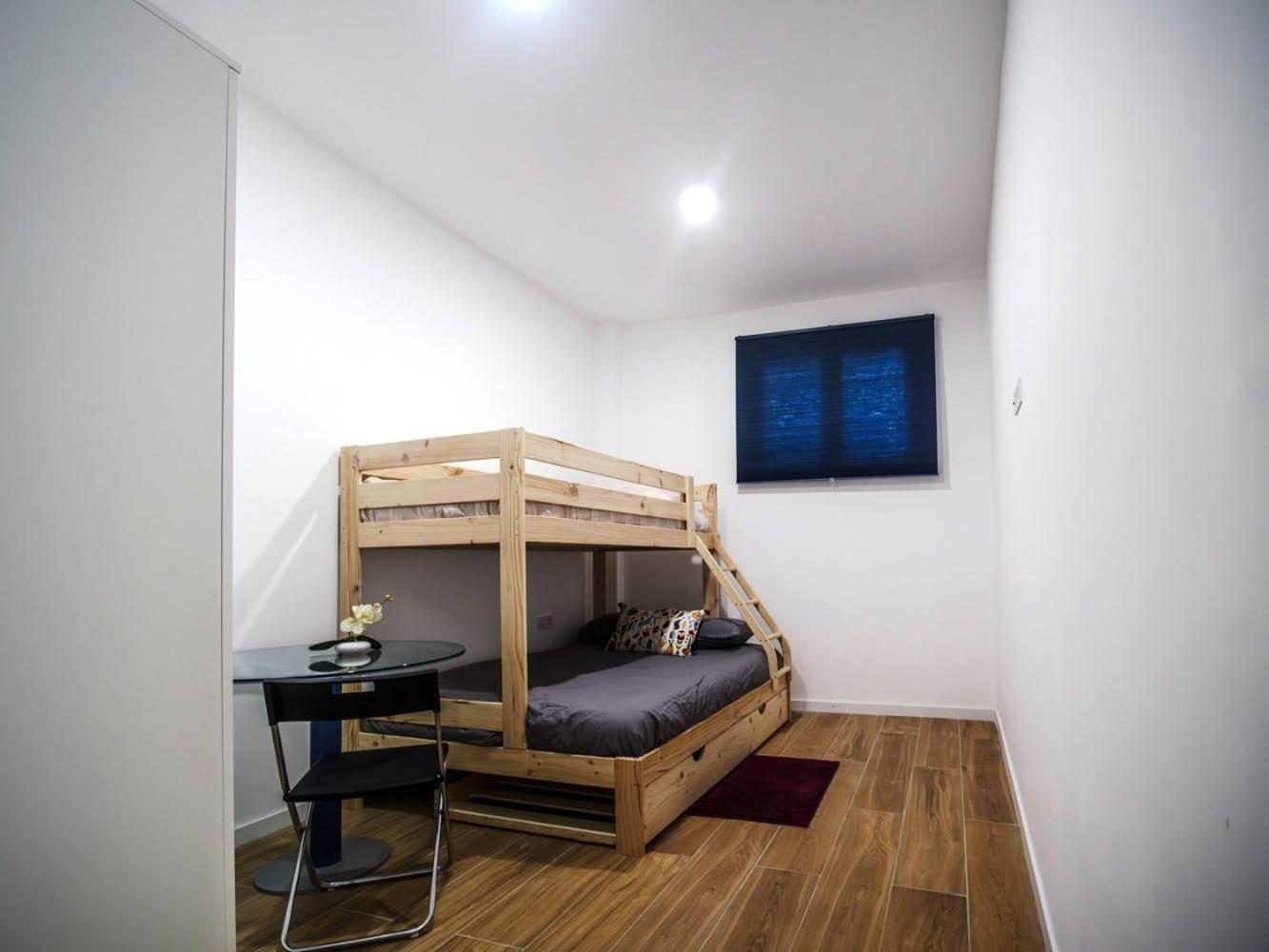 Apartamento Disfrutones บาเลนเซีย ภายนอก รูปภาพ