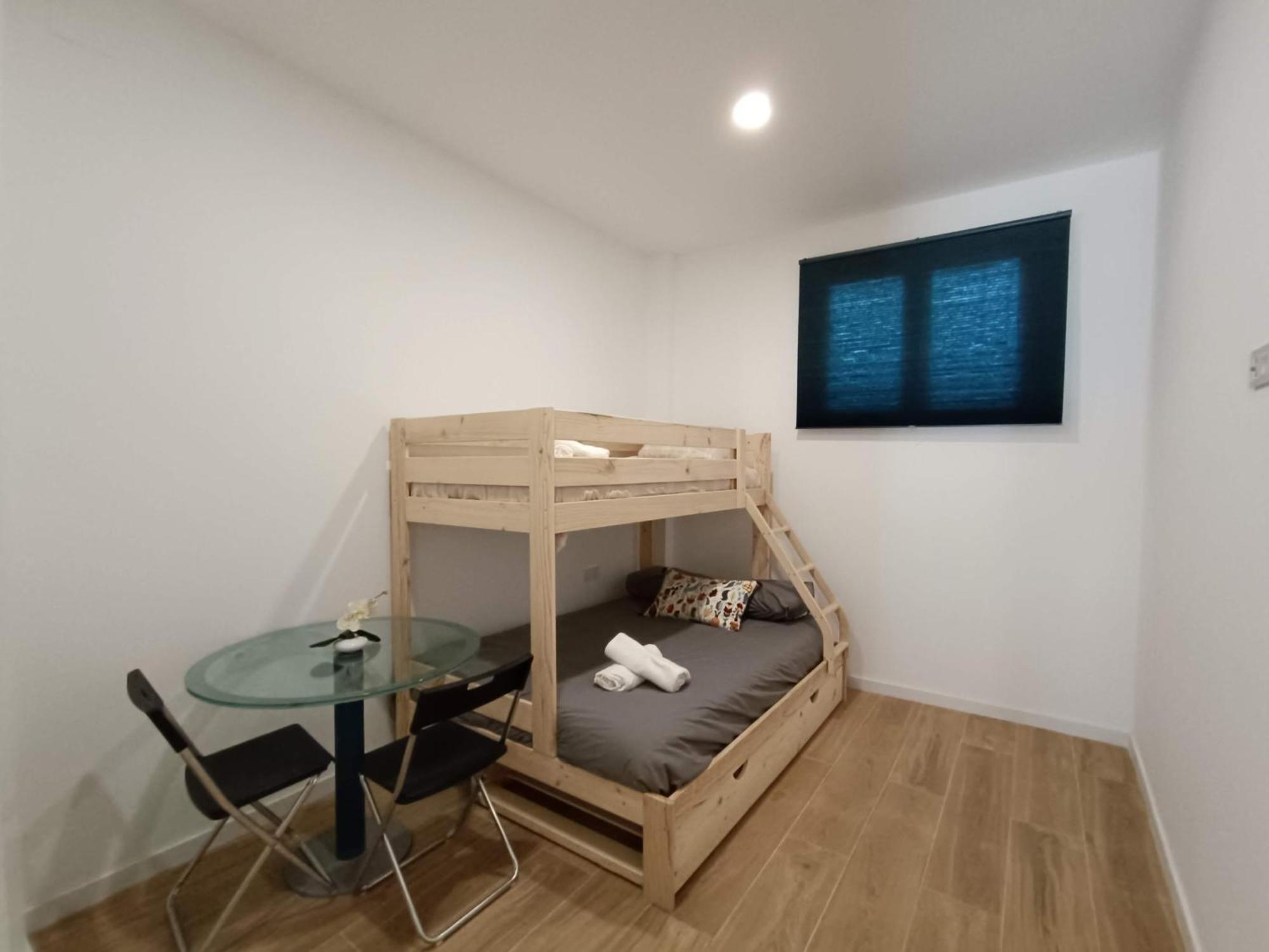Apartamento Disfrutones บาเลนเซีย ภายนอก รูปภาพ